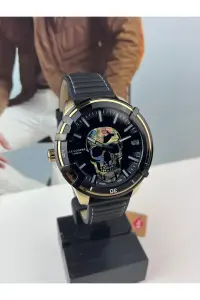 Lee Cooper LC07588.151 Erkek Kol Saati | 48 mm Kafatası Tasarımlı Siyah Kadran, Altın Detaylı Çelik Kasa, Deri Kordon
