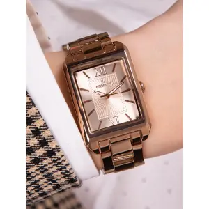 Essence ES6594FE.410 Kadın Kol Saati | 26 mm Rose Gold Kasa, Dikdörtgen Kadran, Modern Çelik Tasarım