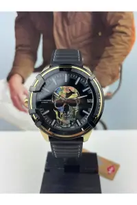 Lee Cooper LC07588.151 Erkek Kol Saati | 48 mm Kafatası Tasarımlı Siyah Kadran, Altın Detaylı Çelik Kasa, Deri Kordon